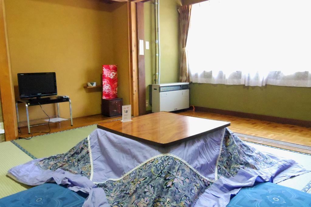 Zero-Project Japan Guesthouse Yamanakako Habitación foto